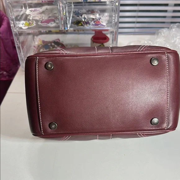 Coach 8A12 SMALL Vintage Soho B Leather Kisslock Tote w/Bow & Rhinestone Detail - Picture 5 of 7